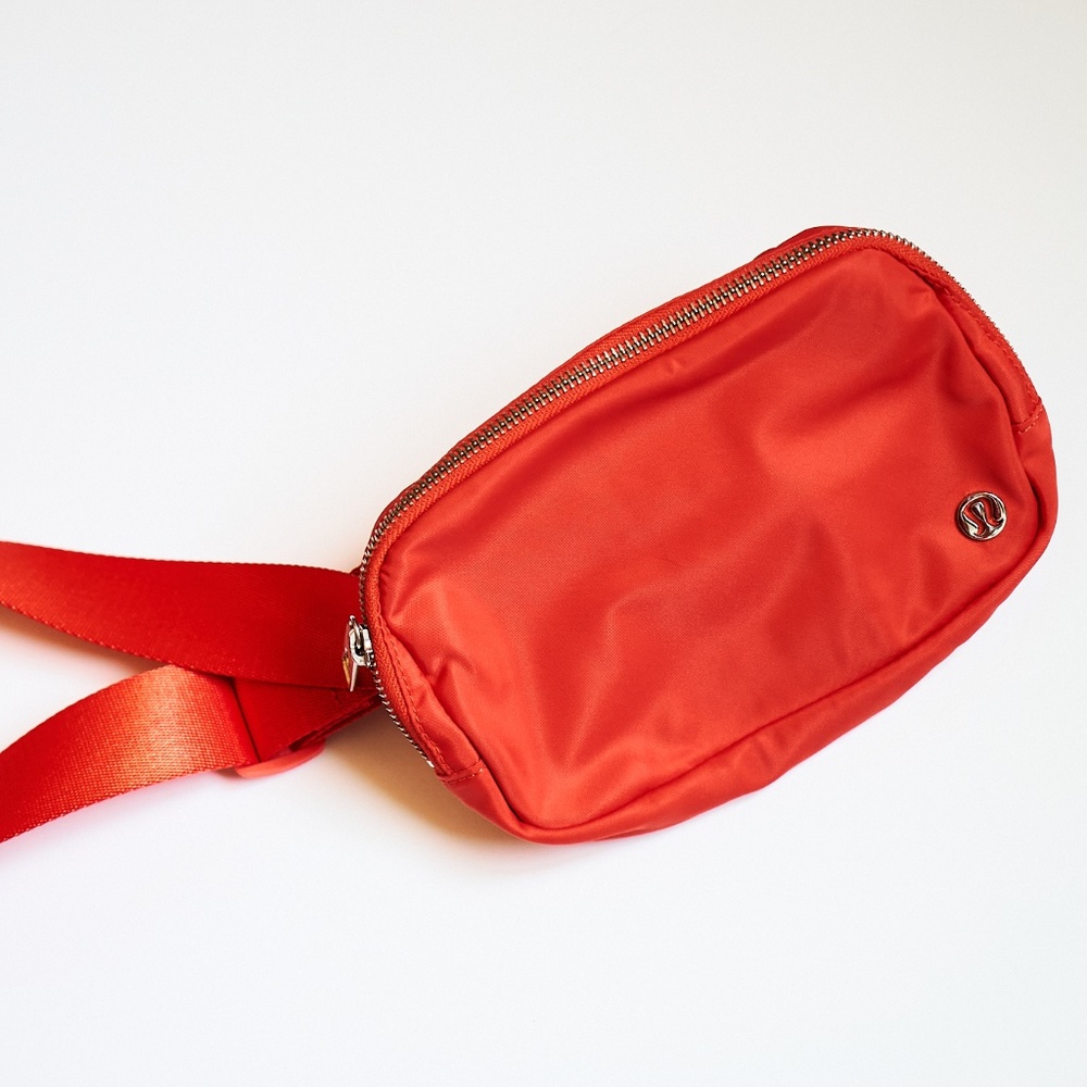 Lululemon Everywhere Belt Bag 1L Orange/Red